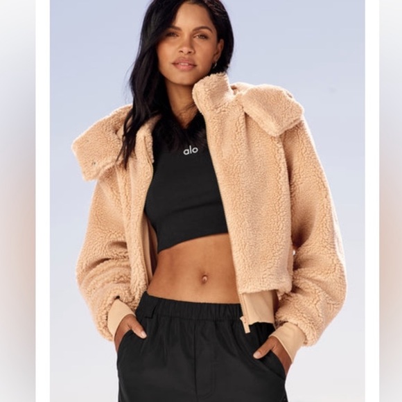 Alo Yoga Foxy Sherpa Teddy Jacket Removable Hood Camel Size Small EUC - Picture 2 of 16